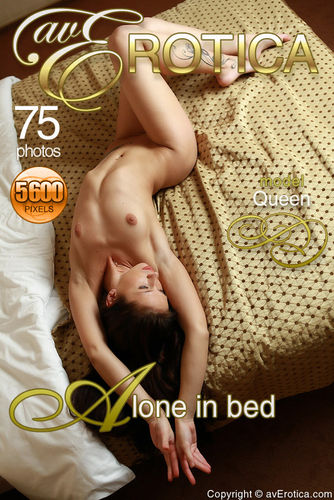 AvErotica – 2011-10-07 – Queen – Alone in bed (75) 3744×5616
