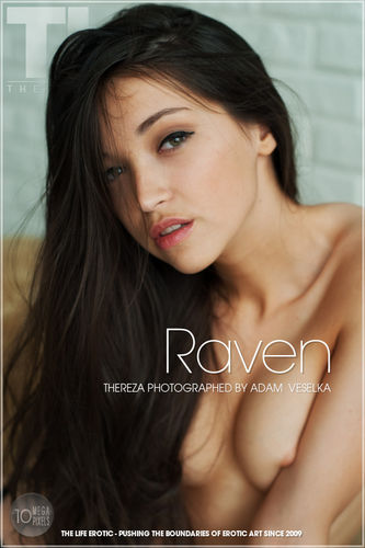 TLE – 2013-01-09 – THEREZA – RAVEN – by ADAM VESELKA (120) 2592×3872