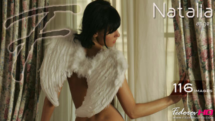 FHD – 2012-01-25 – Natalia – Angel (116) 2336×3504