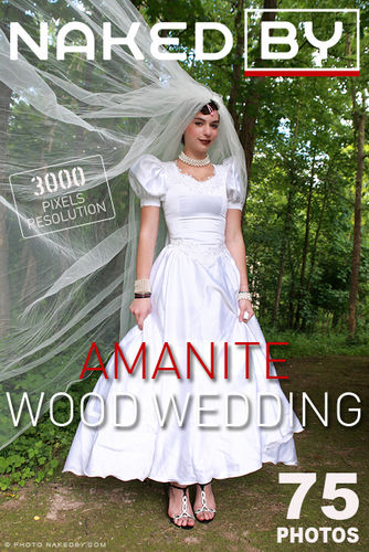 NakedBy – 2009-06-11 – Amanite – Wood Wedding – by W. and J. (75) 2000×3000