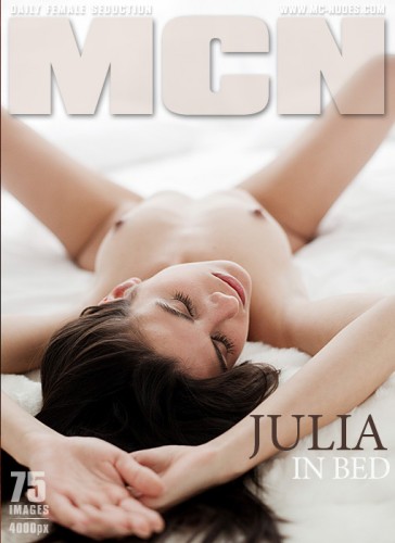 MC-Nudes – 2009-05-31 – Julia – In Bed (75) 3333×5000