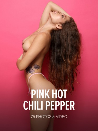 W4B – 2019-09-16 – Irene Rouse – Pink Hot Chili Pepper (75) 5792×8688 & Backstage Video