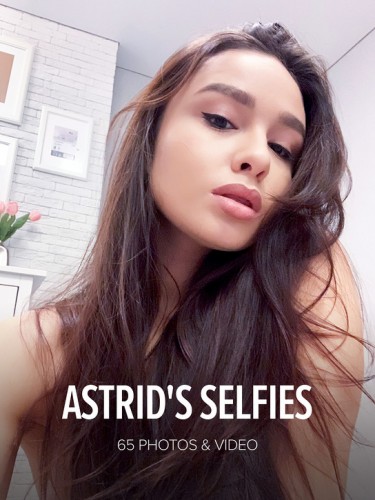 W4B – 2019-11-10 – Magazine – Astrid’s Selfies (65) 3024×4032 & Backstage Video
