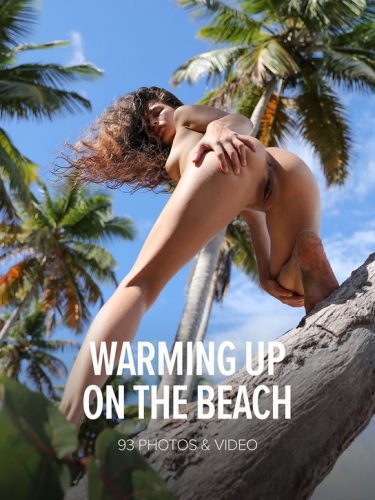 W4B – 2020-04-01 – Irene Rouse – Warming Up On The Beach (93) 5792×8688 & Backstage Video