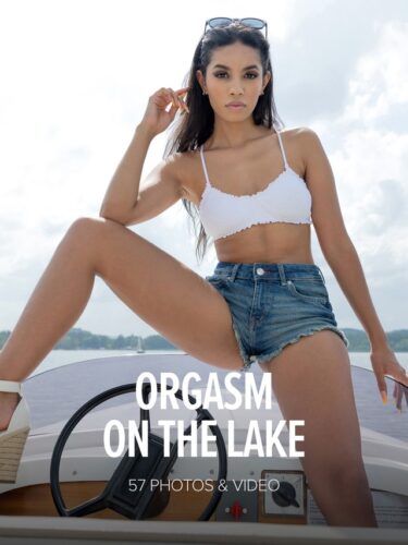 W4B – 2023-01-22 – Valery Ponce – Orgasm On The Lake (57) 5464×8192 & Backstage Video